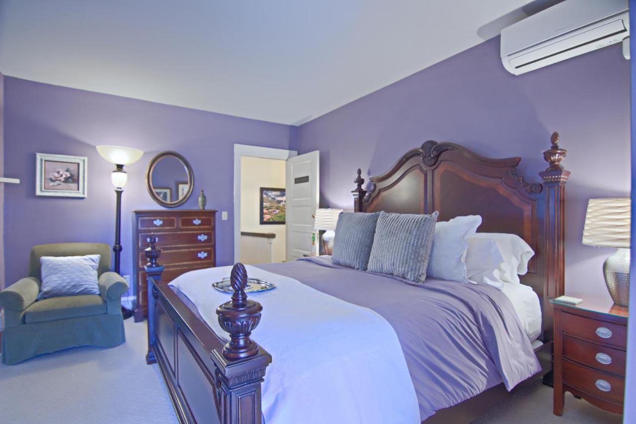 North Lodge On Oakland Bed And Breakfast Ешвілл Екстер'єр фото